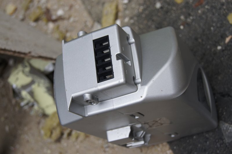 Die Kontakte des 36V Akkus sind etwas anders angeordnet.  Foto: e-Rad Hafen