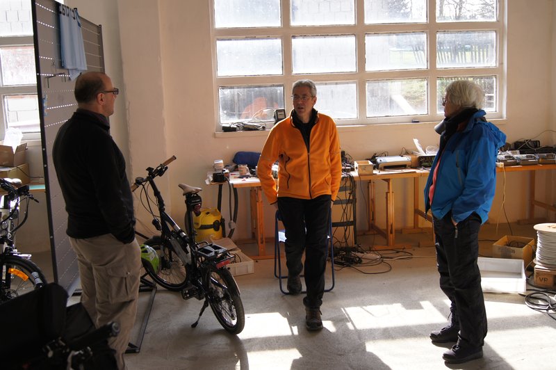 Plausch zwischen den Testfahrten, Foto: e-Rad Hafen