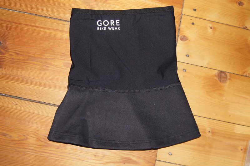 2012 10 Gore Bike Wear Neckwarmer Neckwarmer, Foto: e.Rad Hafen